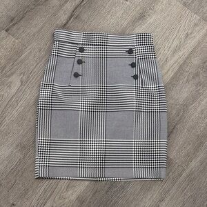 H&M Monochrome Checkered Pencil Skirt